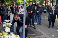 Конаковић положио цвијеће и одао почаст жртвама масакра у ОШ "Владислав Рибникар"