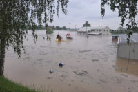 Snažno nevrijeme pogodilo Hrvatsku: Poplavljeni putevi, pod vodom i vrtić