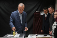 Erdogan: Pokažimo snagu demokratije