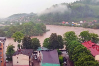 Proglašene vanredne mjere odbrane od poplava u Kostajnici i Dvoru, vodostaj Sane raste