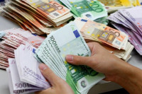 Хрватска: Просјечна плата у марту 1.130 евра, априлска незапосленост 6,1 одсто