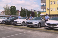 Karan uručio 25 novih službenih vozila za rad policijskih službenika