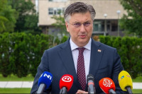 Plenković: Hrvatska nema skrivenu agendu rušenja vlasti u Srbiji