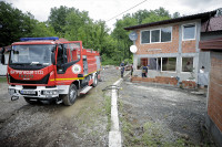 Велика штета од поплава у Теслићу: За 30 минута остали без свега