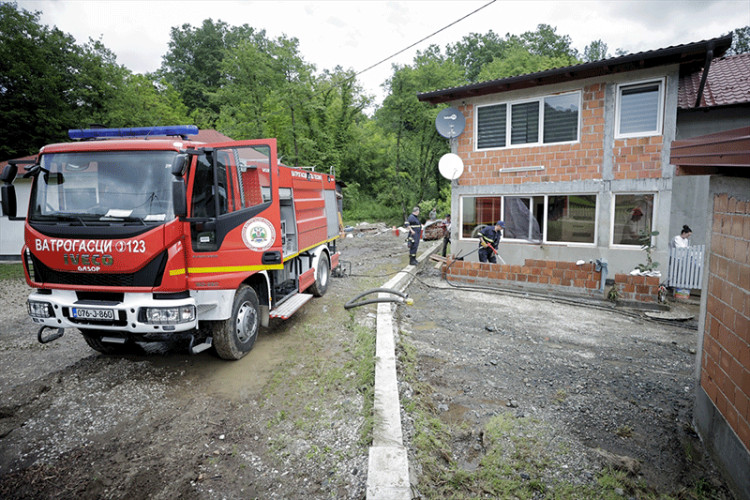 Велика штета од поплава у Теслићу