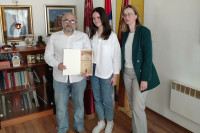 Doroteji Radanović nagrada "Mladi srbista" za najbolji esej