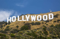 Постигнут договор са режисерима у Холивуду, сценаристи остају у штрајку
