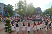 "Beli anđeo" ugostio folkloraše iz Šamca, Teslića i Stanara