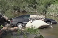 Bujica odnijela most kod Vrnjačke Banje, automobil uletio u rijeku VIDEO