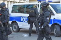 Претреси широм Црне Горе: На удару 40 чланова организоване криминалне групе