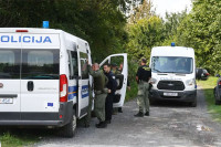 Турчин, Црногорац и Бугарин покушали да прокријумчаре 27 миграната из БиХ