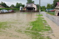 Поплављено игралиште и више улица у бањалучком насељу Пријечани