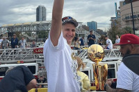 Jokić nikada nije izgledao srećnije: Supruga Natalija podijelila divnu sliku sa parade Denvera