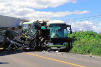 Najmanje pet poginulih u sudaru autobusa i kamiona u Japanu