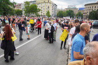 Почео протест опозиције, блокиран саобраћај код Народне скупштине