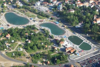 Gost iz Srbije nije platio parking u Tuzli: Umjesto "kandži" dočekala ga poruka FOTO