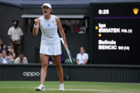 Најбоља тенисерка свијета Ига Швјонтек преокретом до четвртфинала Вимблдона