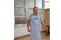 Mostar: Nisu ga pustili u šorcu, a on se vratio u haljini