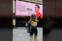 Срамна провокација албанске пjевачице: Новак  се појавио иза њених леђа, а онда је Рита урадила ово VIDEO
