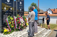 У Трњацима служен помен погинулим српским борцима и цивилима