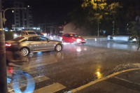 Nevrijeme u Banjaluci: Padalo drveće, saobraćajni kolaps na Starčevici VIDEO