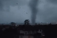 Tornado pogodio Italiju VIDEO