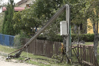 Radnik poginuo dok je popravljao kvarove nakon nevremena