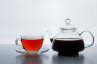 Пет разлога зашто је добро пити чај током љета
