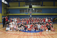 Mozzart uz košarkašice iz Teslića: Nova oprema za talentovane sportistkinje