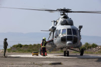 Turista pao sa ograde na Braču: Helikopterom prevezen u bolnicu, bore mu se za život