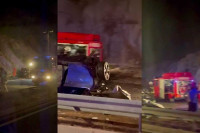 Teška nesreća na autoputu u Hrvatskoj, poginulo troje ljudi