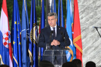 Plenković: Nikada nećemo prihvatiti optužnice iz Beograda