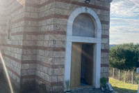 Crkva u Suvom Dolu kod Kosovske Mitrovice obijena uoči hramovne slave