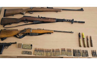 Policija u Nikšiću pronašla arsenal oružja i 10 kilograma eksploziva