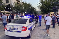 Uhapšen vozač koji je automobilom uletio u masu na trgu u Gornjem Milanovcu