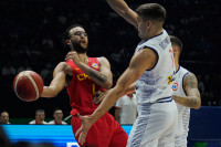 Српски кошаркаши почели наступ на Мундобаскету, навијачи поручују из Маниле: Уз мало среће, идемо до финала