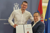 Dačić uručio Jokiću priznanje za promociju ugleda Srbije u svijetu