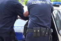 Prnjavorčanin provalio u prodavnicu, pa napao radnika i povrijedio policajca