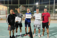 Teniski turnir za rekreativce u Gacku okupio 19 igrača