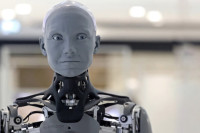 Najnapredniji humanoidni robot: Evo šta ljudski rod čeka za 100 godina