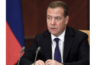 Medvedev predlaže suspendovanje odnosa sa Briselom