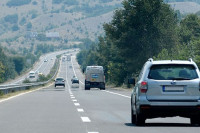 Saobraćaj se odvija po suvim i vlažnim kolovozima