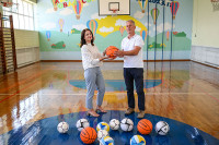Za sport u školama: Nova oprema iz Mozzarta za osnovce u Karanovcu i Trnu