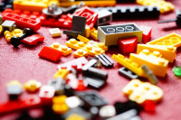 Лего одустао од производње коцки од рециклираних пластичних боца