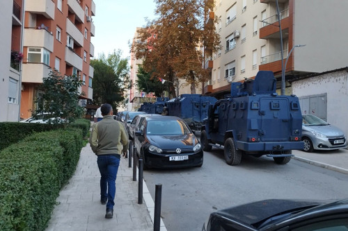 Такозвана косовска полиција врши претресе на сјеверу КиМ