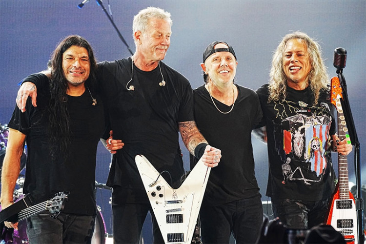 Che rapporto c’è tra i Metallica e la band dei Bačka Topola?