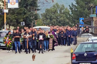 Сахрањени Срби убијени на Косову и Метохији