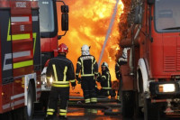 U Osijeku povrijeđena dva vatrogasca