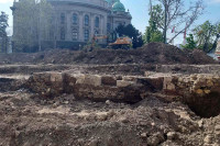 Beograd: Kod Skupštine otkriven rimski vodovod, grobovi i sarkofazi
