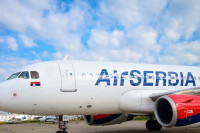 Treći avion sa srpskim državljanima sletio u Beograd